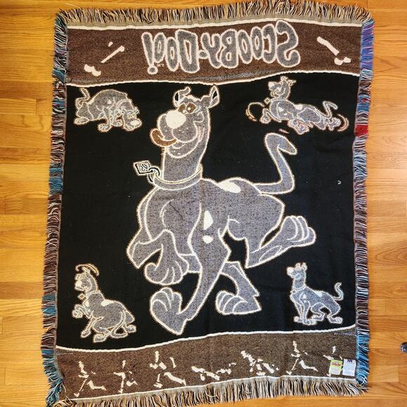 Vintage Scooby-Doo tapestry 90's blanket Cartoon Network 1999 45"x55" few snags - Picture 4 of 8